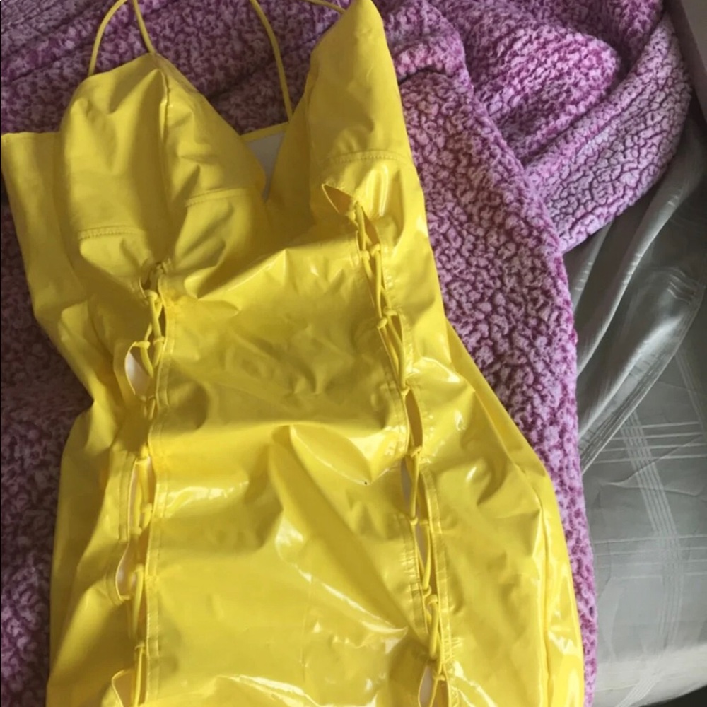 Strappy bodycon dress